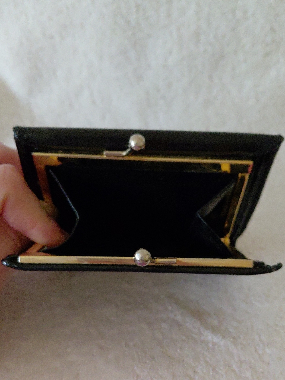 Moschino Black Women's Wallet with Red Heart Accent - Picture 4 of 7